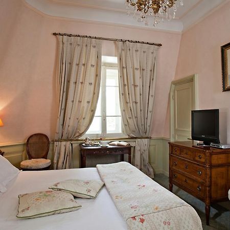 Hostellerie Les Frenes 아비뇽 객실 사진
