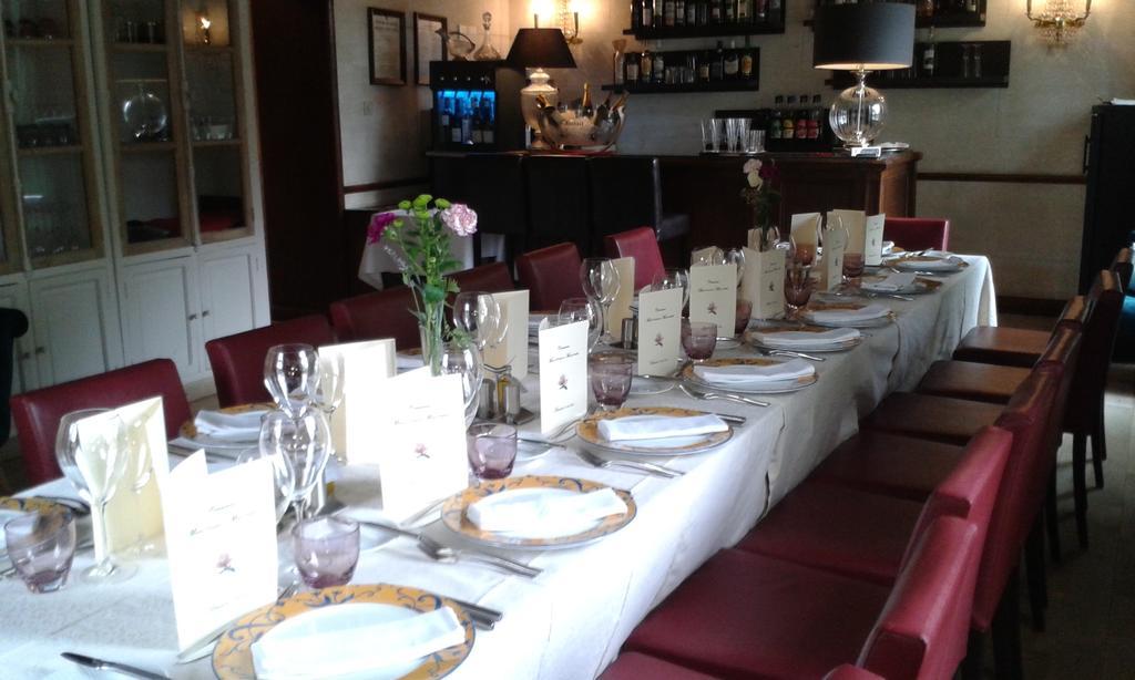 Hostellerie Les Frenes 아비뇽 외부 사진